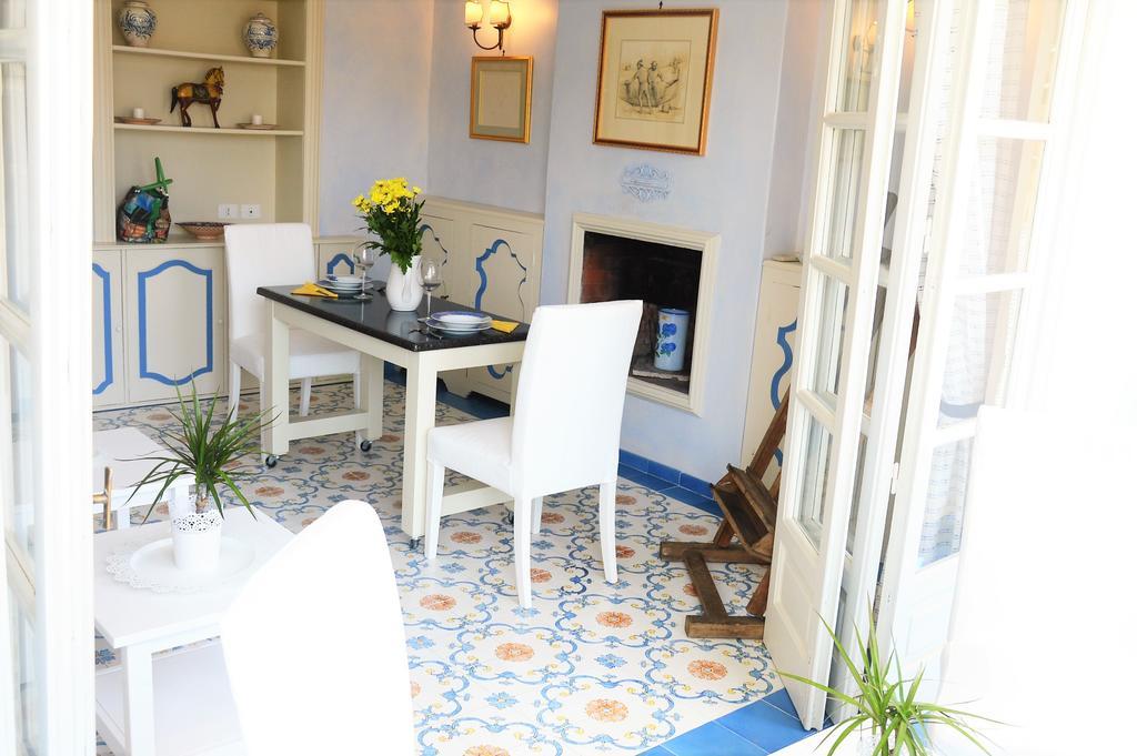 L'Atelier Del Pittore Apartment Taormina Exterior photo