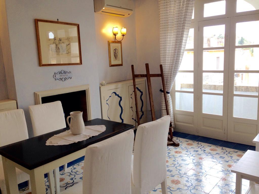 L'Atelier Del Pittore Apartment Taormina Exterior photo