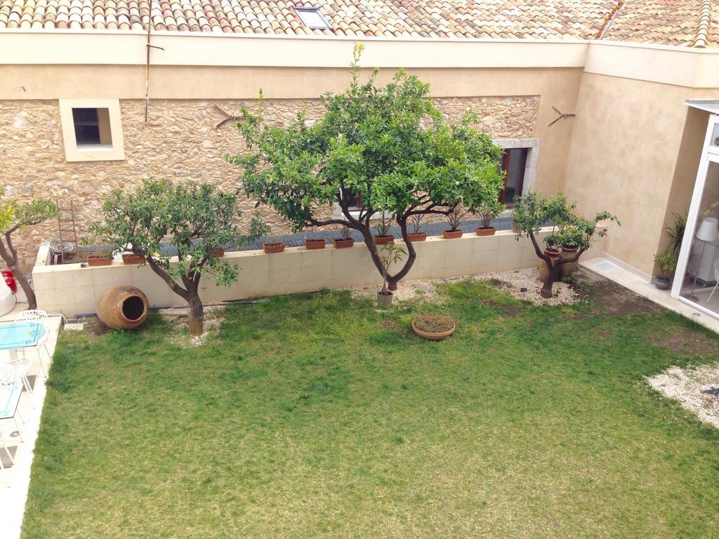 L'Atelier Del Pittore Apartment Taormina Exterior photo